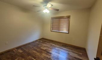 2420 SE 14th Ave, Aberdeen, SD 57401