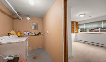 890 Lancaster Dr, Anchorage, AK 99503