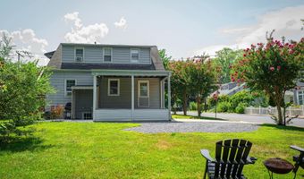 301 ADAMS St B, Annapolis, MD 21403