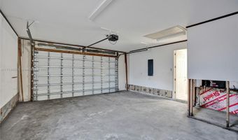 140 NE 7th St, Belle Glade, FL 33430