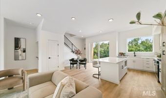 2026 S Mackinnon Ln, Boise, ID 83706