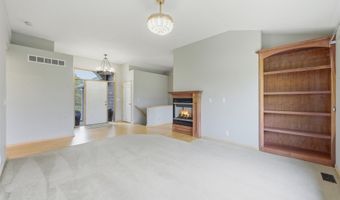 109 S Putter Dr, Andover, KS 67002