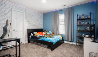 1015 Pebble Ct, Anderson, IN 46013