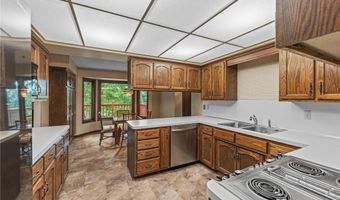 1267 Nursery Hill Ln, Arden Hills, MN 55112