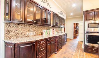 601 N Pickett St, Autaugaville, AL 36003