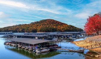 321 Cavalier Ln SE, Acworth, GA 30102