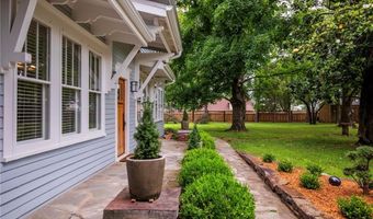 901 McCollum Dr, Bentonville, AR 72712