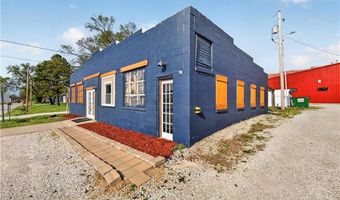 405 N Virginia Ave, Adrian, MO 64720