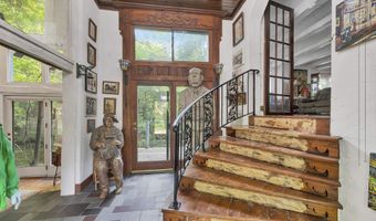 4737 W BROADWAY Dr, Appleton, WI 54913