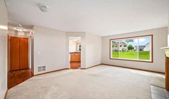 15671 Finch Ave, Apple Valley, MN 55124