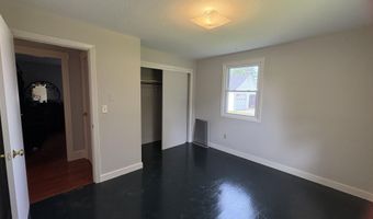 2 Sunrise Cir, Augusta, ME 04330