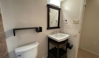 200 N PICKETT St 1514, Alexandria, VA 22304