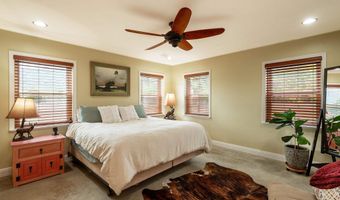 54 Upper Rim Rd E, Arroyo Seco, NM 87514