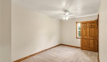 322 Riverfront Rd, Atchison, KS 66002
