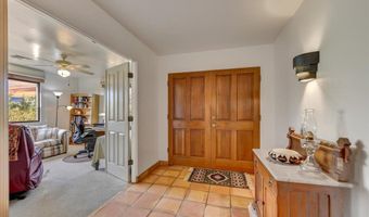 39258 N RIDGEWAY Dr, Cave Creek, AZ 85331