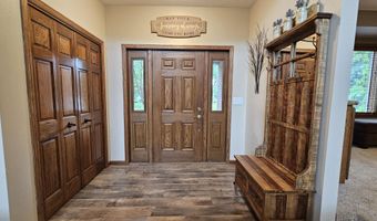 39081 Greenwood Ln, Aberdeen, SD 57401