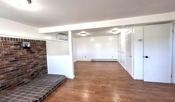 902 Eastern Ave, Augusta, ME 04330