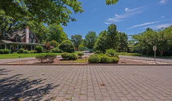 209 Randolph Cir, Ashland, VA 23005