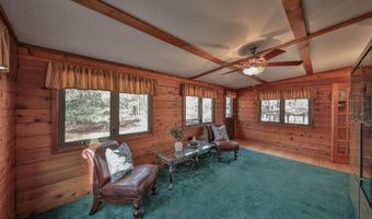 5 Juniper Ln, Albrightsville, PA 18210