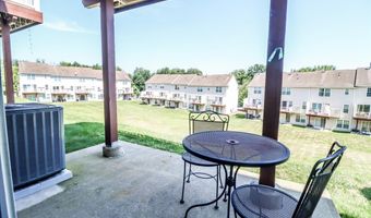 702 Sienna Dr 702, Danbury, CT 06810