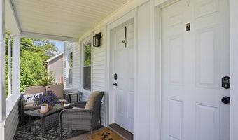 5 Nelson St, East Providence, RI 02916