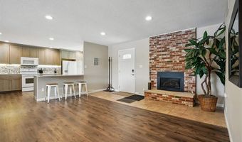 2320 Rice Ridge Ln NE, North Liberty, IA 52317