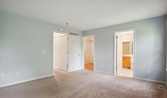 2817 Barclay Way, Ann Arbor, MI 48105
