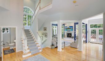 210 BOWEN Ct, Annapolis, MD 21401