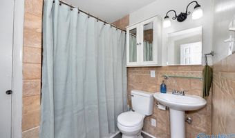 612 Hereford Dr, Athens, AL 35611