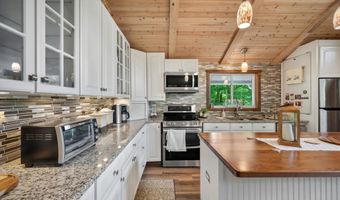 112 SCENIC VIEW Dr, Addison, PA 15411