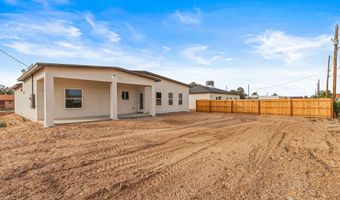 486 Sylvia Ct, Socorro, TX 79927