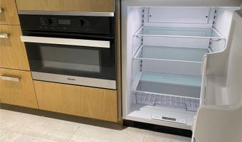 383 Kalaimoku St 1803, Honolulu, HI 96815