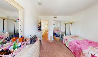220 S Linhaven Cir, Anaheim, CA 92804
