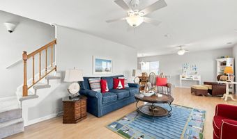 215 E Ft Macon Rd, Atlantic Beach, NC 28512