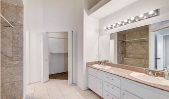 4040 Castle Cove Dr 4040, Las Vegas, NV 89108