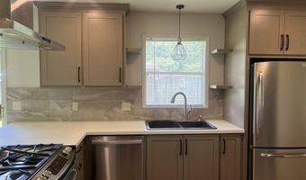 8082 Sholar Dr, Baton Rouge, LA 70809