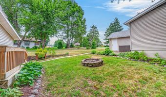 303 E State St, Albany, WI 53502