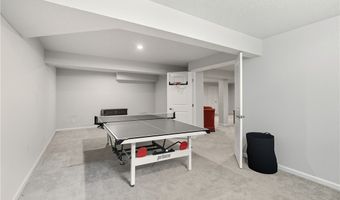 80 Lakeland Way, Aurora, OH 44202