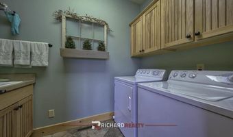 77 Eagle Rock Trl, Clark, WY 82435