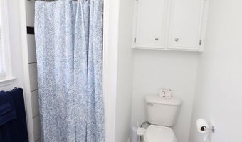 805 Mcrae Rd, Camden, SC 29020