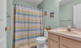 12 Brittany Dr, Bayville, NJ 08721