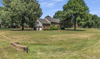 8970 HILLMAN WAY Dr, Bartlett, TN 38133
