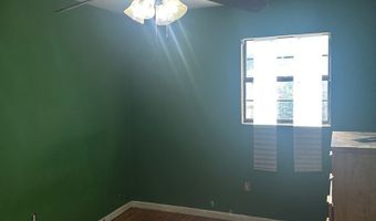 905 5th St, Adel, GA 31620