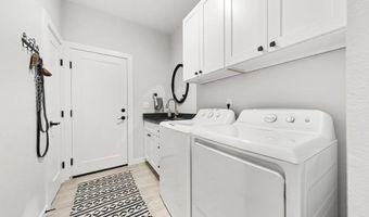 13521 W 12th Ave, Airway Heights, WA 99001