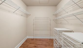 989 Golden Aspen Pl, Ashland, OR 97520