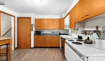 76 Deepwood Rd, Darien, CT 06820