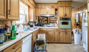 542 Ga Highway 64, Alma, GA 31510