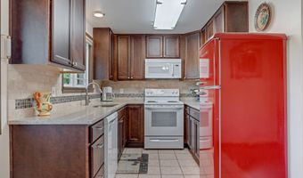 19600 S SOUTH END Rd, Oregon City, OR 97045