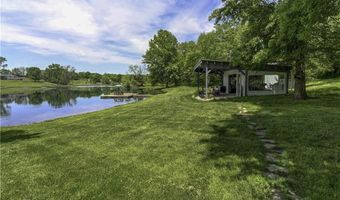 3 Redbird Dr, Agency, MO 64401