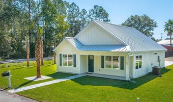 200 13th St, Apalachicola, FL 32320